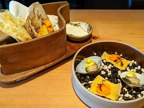 Pluvio restaurant and rooms