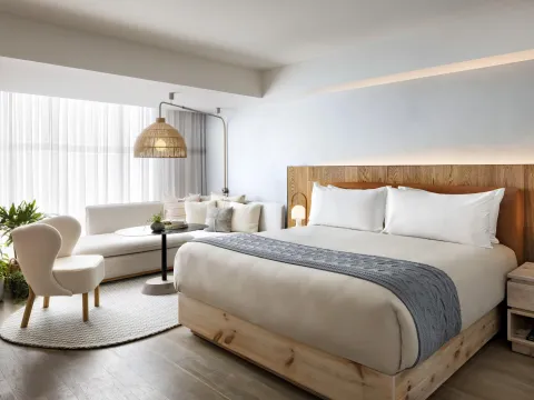 1 Hotel Toronto