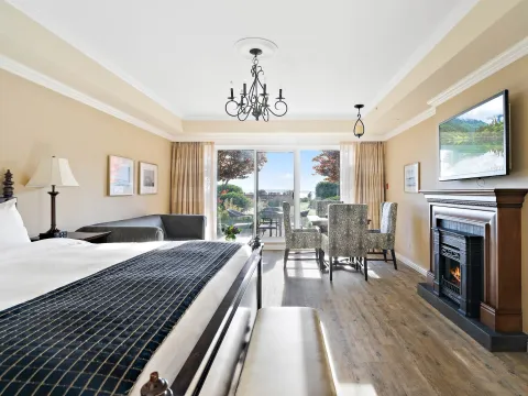 Oak Bay Beach Hotel