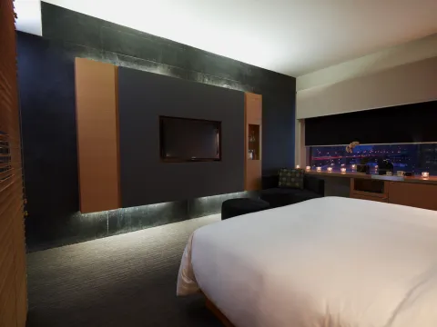 Le Germain Hotel Maple Leaf Square
