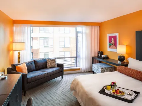 Opus Hotel