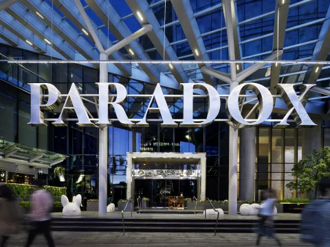 Paradox Hotel Vancouver