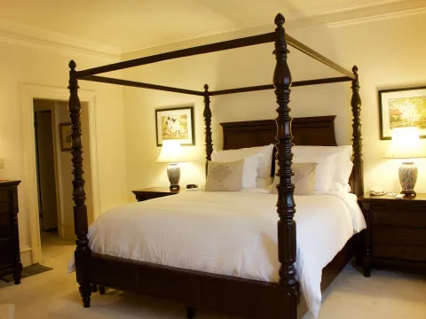Tattingstone Inn