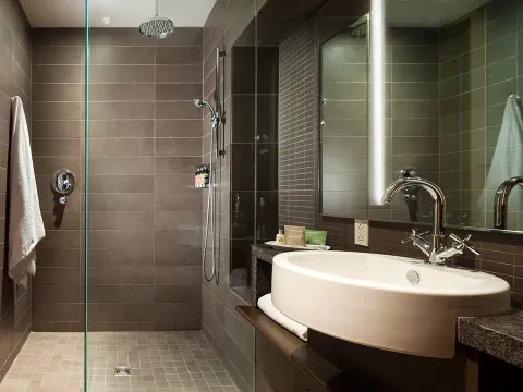Hotel 71 by Preferred Hotels & Resorts