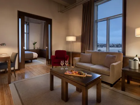 Hotel 71 by Preferred Hotels & Resorts