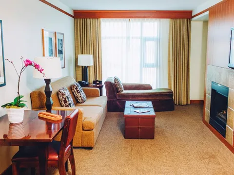 Pan Pacific Whistler Village Centre