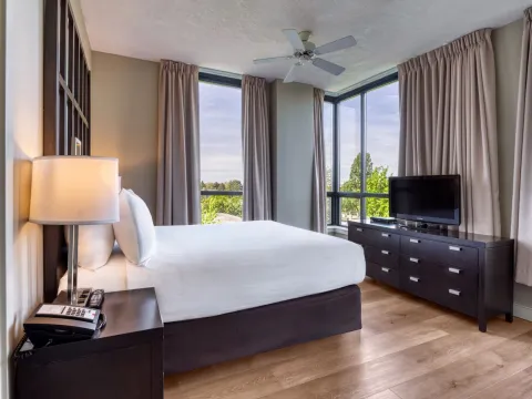 Oswego Hotel