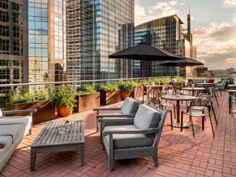 Sheraton Suites Calgary Eau Claire