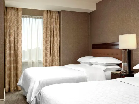 Sheraton Suites Calgary Eau Claire