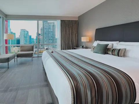 Coast Coal Harbour Vancouver Hotel by APA