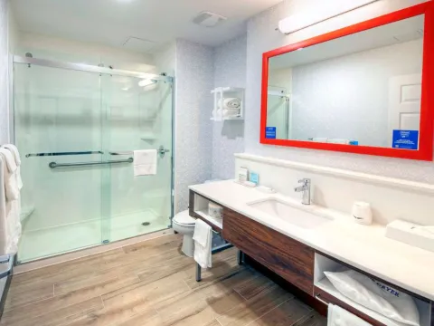 Hampton by Hilton Ottawa