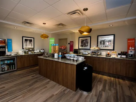 Hampton Inn & Suites Truro, NS